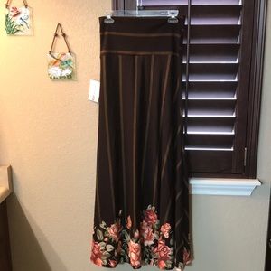 Small lularoe maxi skirt